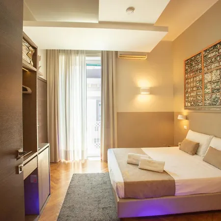 Palazzo Depretis 4* נאפולי